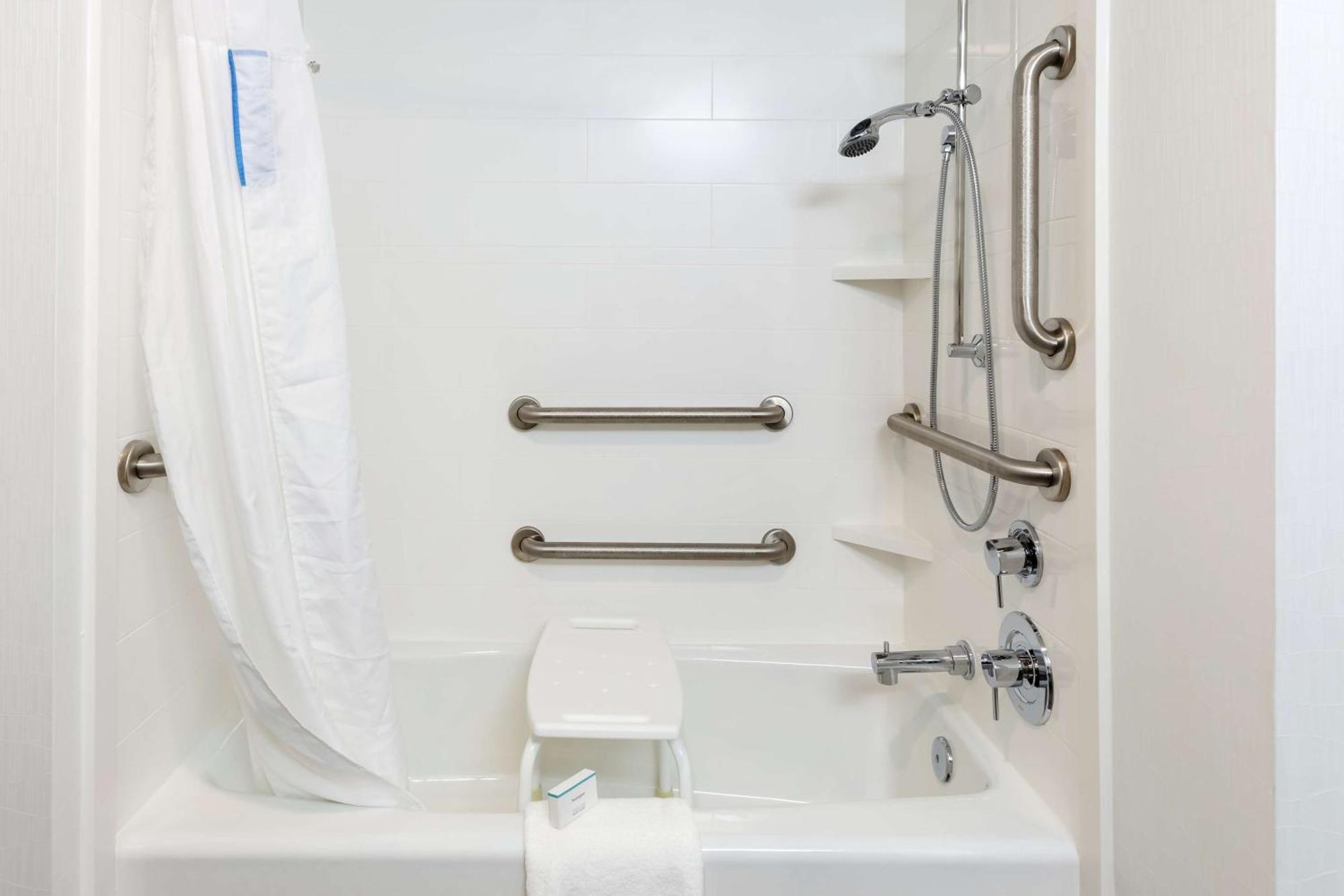 Hampton Inn Acworth Bagian luar foto